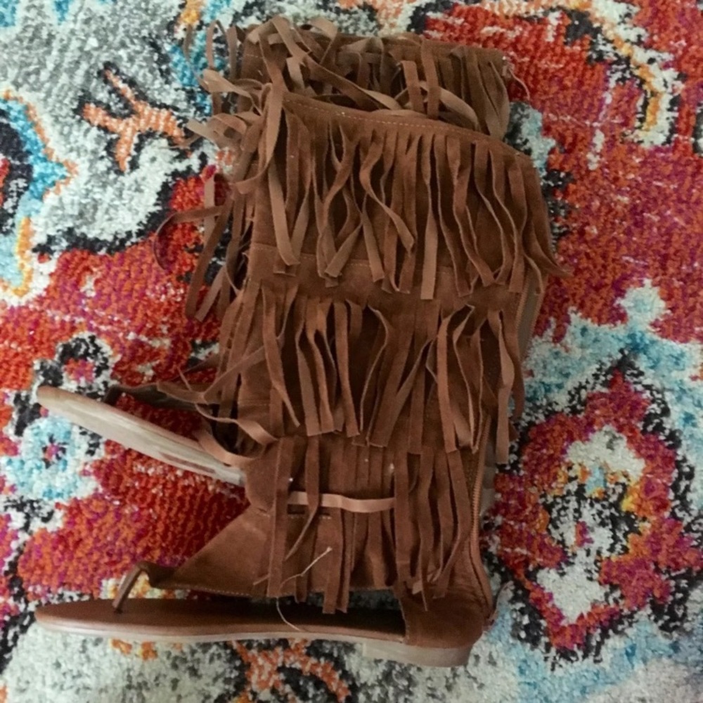 Fringe Sandals (new)